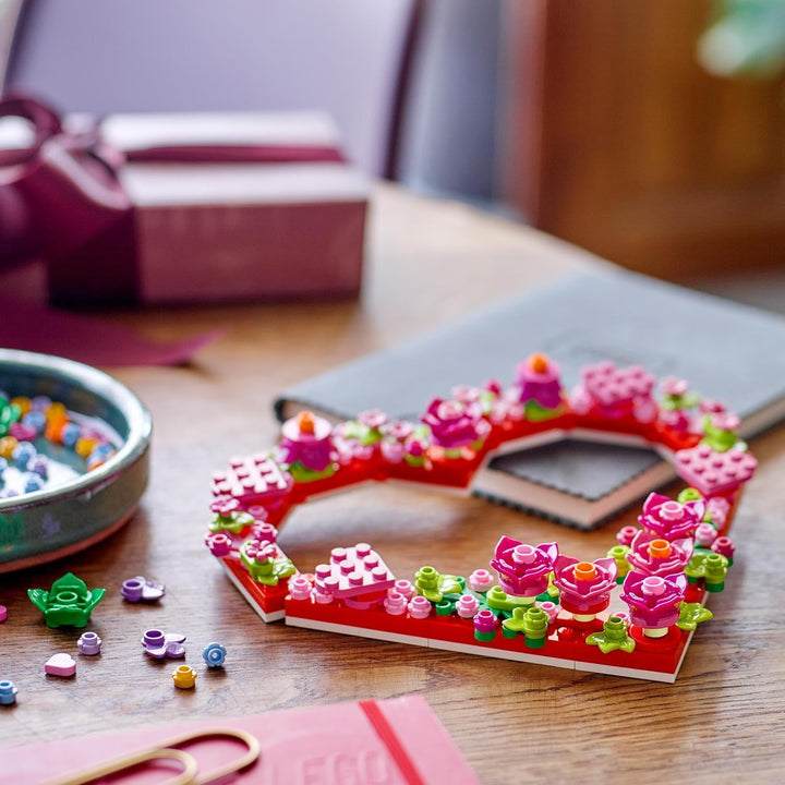 Set de decorațiuni cu inimă LEGO, jucărie de construit pentru copii, fete și băieți de la 9 ani, decorațiuni pentru camera copiilor sau accesorii de perete, idee de cadou pentru Ziua Îndrăgostiților, Ziua Mamei sau ziua de naștere 40638