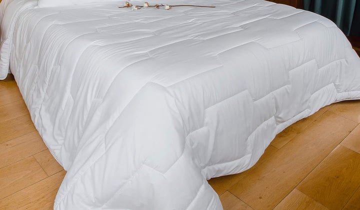 Plapumă COLAS NORMAND, antiacarieni și antibacteriană, ușoară, 260 X 240 cm, efect de lungă durată, igienă perfectă, microfibră, moale și confortabilă, lavabilă, albă 53130250