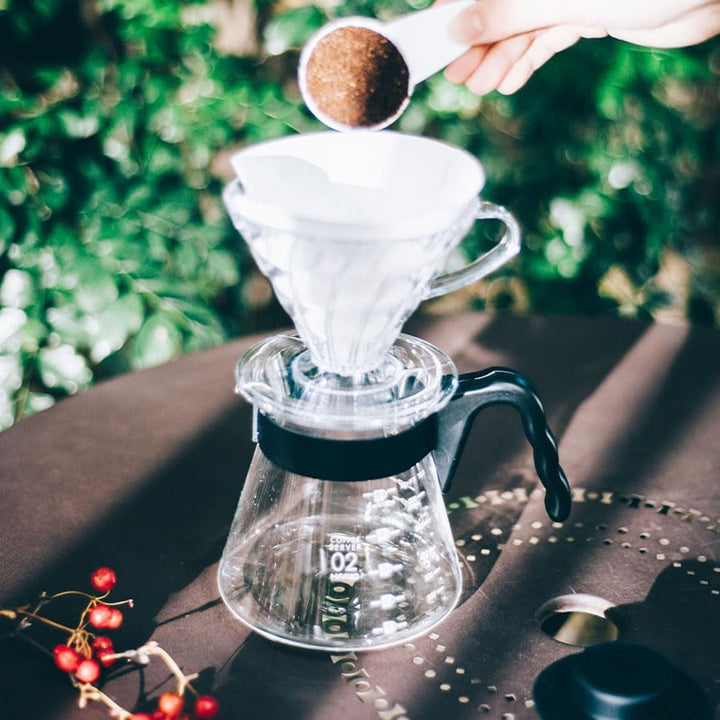 HARIO V60 Set de filtre de cafea 02 - negru (filtru de cafea) cu picurător, server, hârtie de filtru și lingură (40 buc.)