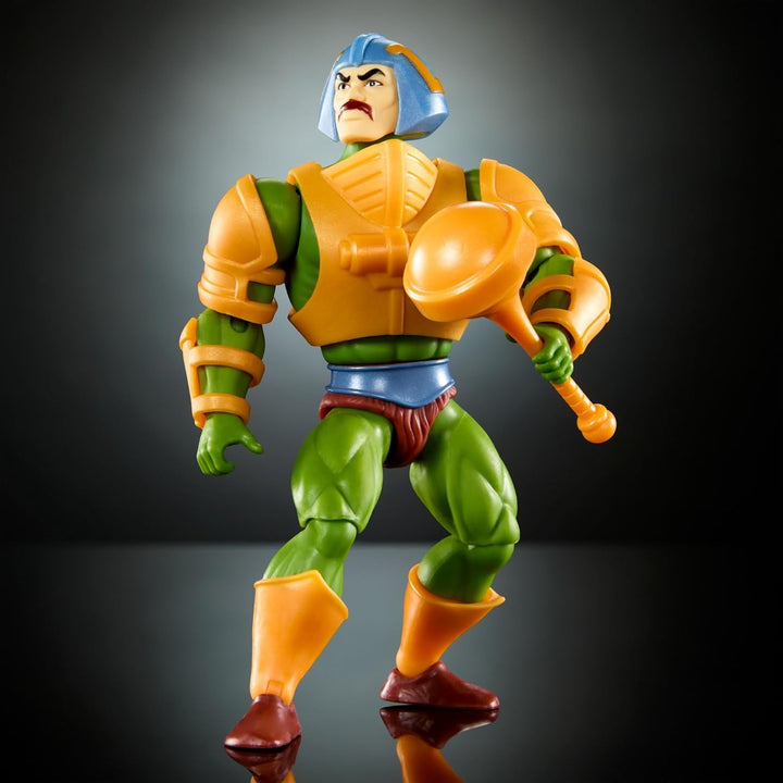 Jucărie Masters of the Universe Origins, Man-At-Arms Duncan figurină de acțiune din colecția de desene animate, înălțime aprox. 14 cm, erou cu armură detașabilă și accesorii, HYD25