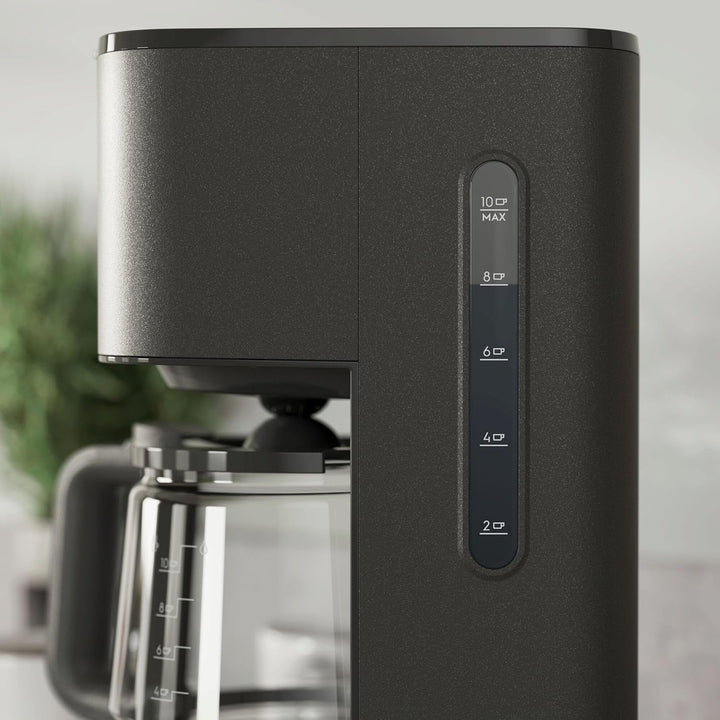 AEG filtru de cafea Deli 5 Cu ulcior de sticlă | 1,25 L | Cronometru programabil | Funcție de menținere la cald | Oprire automată | Indicator nivel apă | 1000 wați | 2-10 cești | Anti-picurare | Antracit | CM5-1-6AN