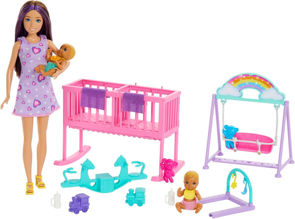 Păpușă Barbie Skipper și creșă cu accesorii, include păpuși gemene, 1 pătuț, 1 leagăn, 1 balansoar și multe altele, HXM99