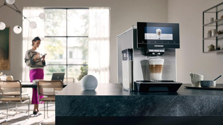 SIEMENS EQ900, Mașină de cafea complet automată cu râșniță, mod barista, râșniță, sistem beanident, ecran Iselect de 6,8", aplicație Home Connect, oțel inoxidabil, TQ905R03