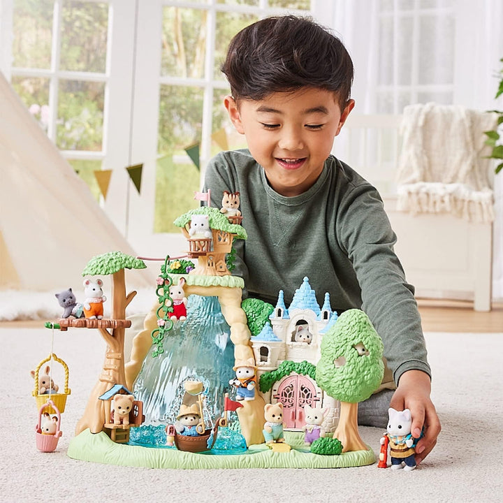 Sylvanian Families - 5763 Set explorator de aventură cu două figuri, pisici de lapte, tată și băiat, figură de animale, jucărie detaliată pentru copii de la 3 ani