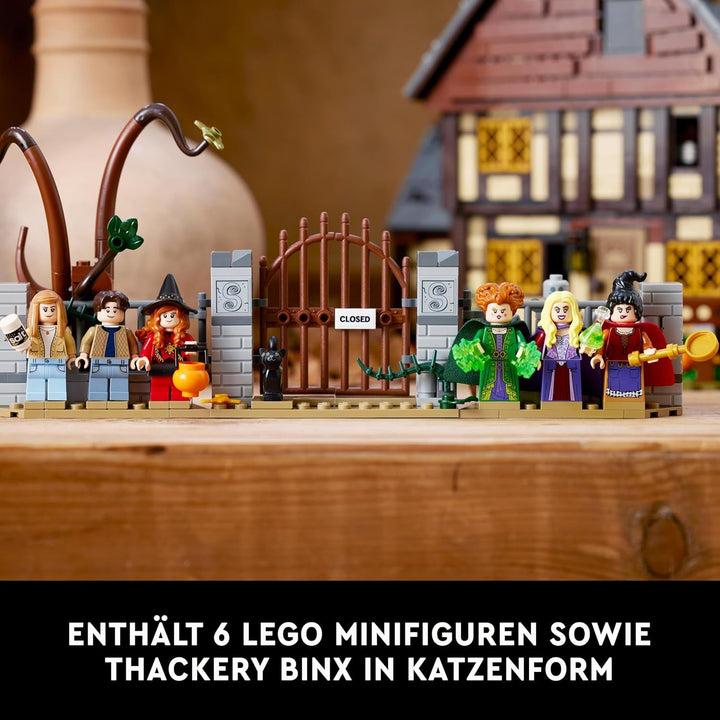 LEGO Ideas Hocus Pocus: Setul casei vrăjitoarelor surorilor Sanderson, kit de colecție pentru adulți cu casă, 6 minifigurine și accesorii, femei și bărbați 21341